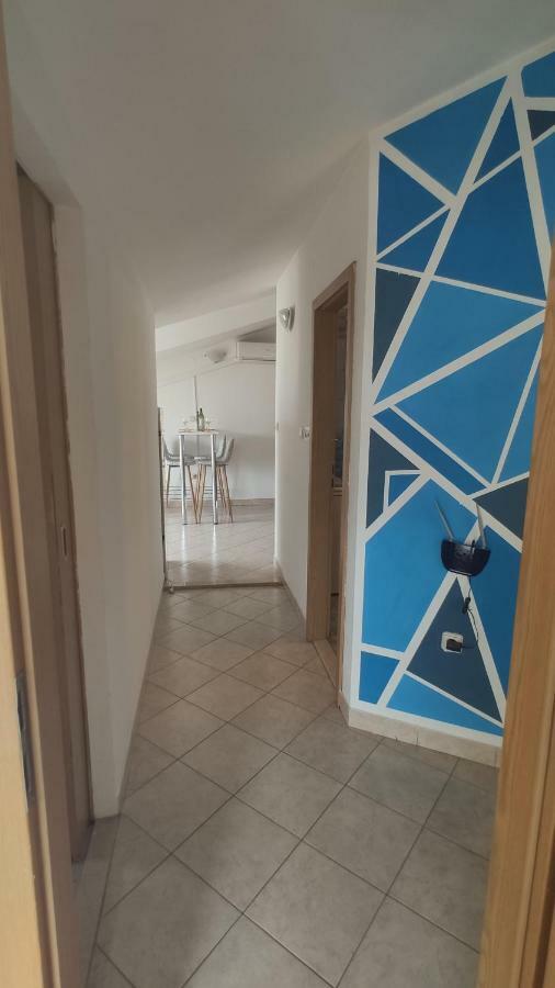 Small Northside Apartment Spalato Esterno foto