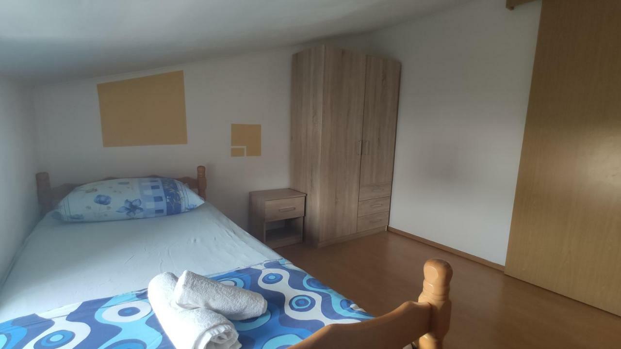 Small Northside Apartment Spalato Esterno foto