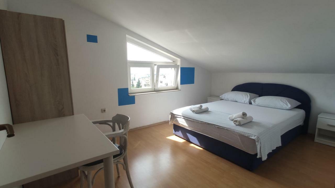 Small Northside Apartment Spalato Esterno foto